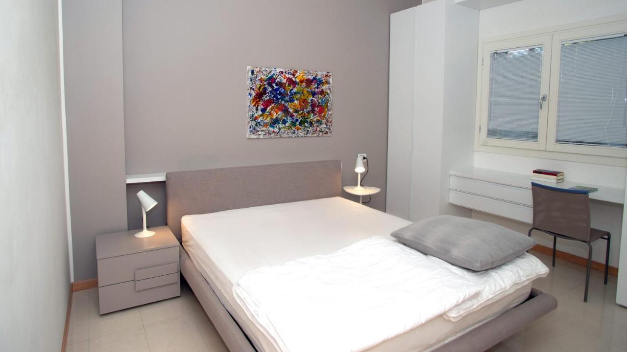 Marina Uno View Apartment Линяно Сабиадоро Екстериор снимка